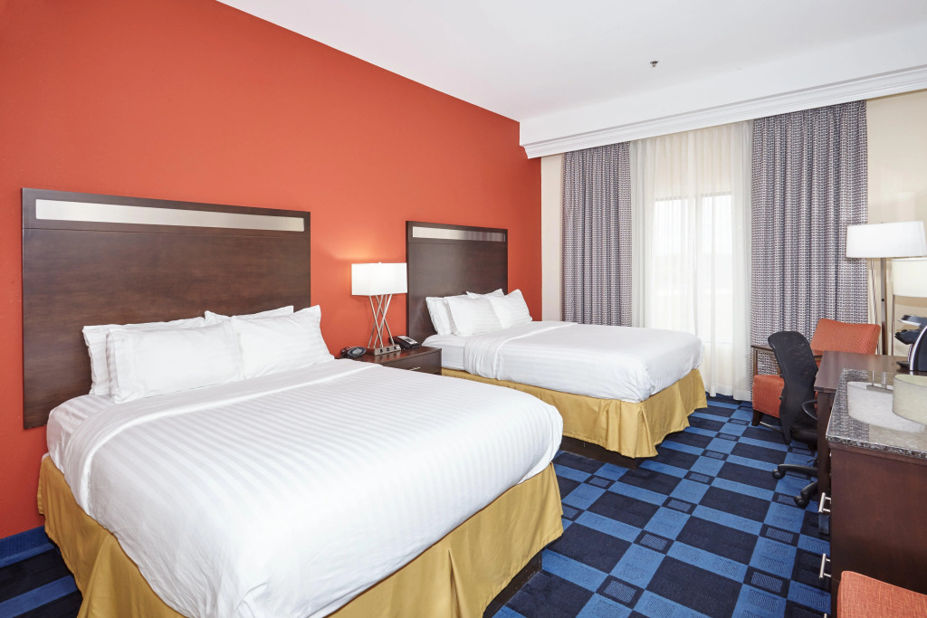Holiday Inn Express Hotel & Suites Columbia Univ Area-Hwy 63 by IHG