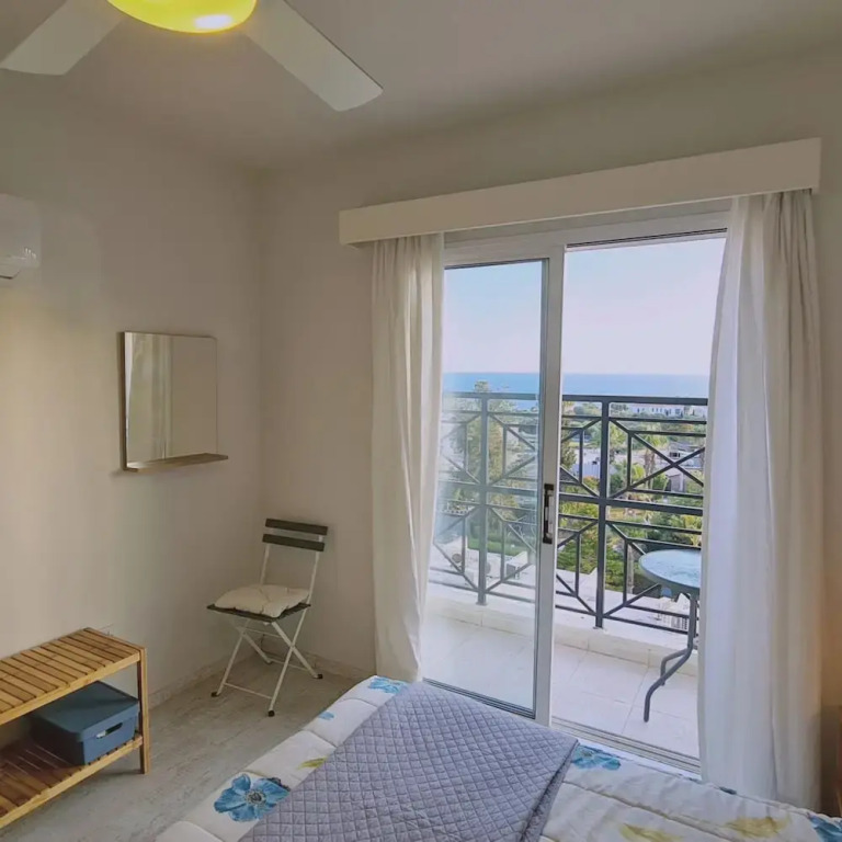 99 LIM - Stay Almeria Apartment