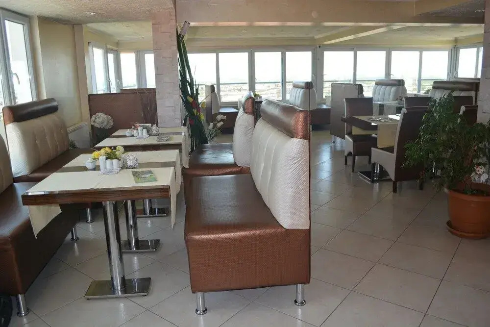 Yildirim Hotel