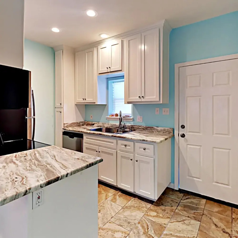 27 Sea Isle Village Studio Bedroom 1 Bathroom Condo