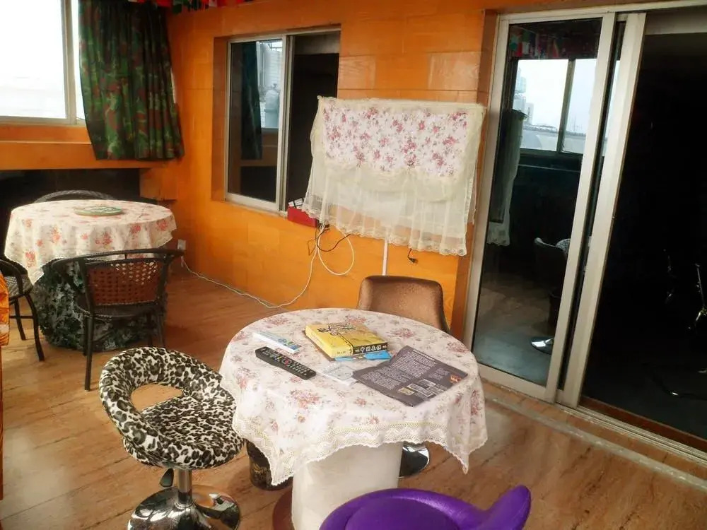 Bing Gege Youth Hostel