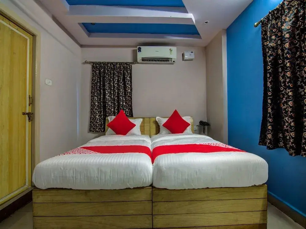 OYO 14910 Sri Ganesh Swathi Residency