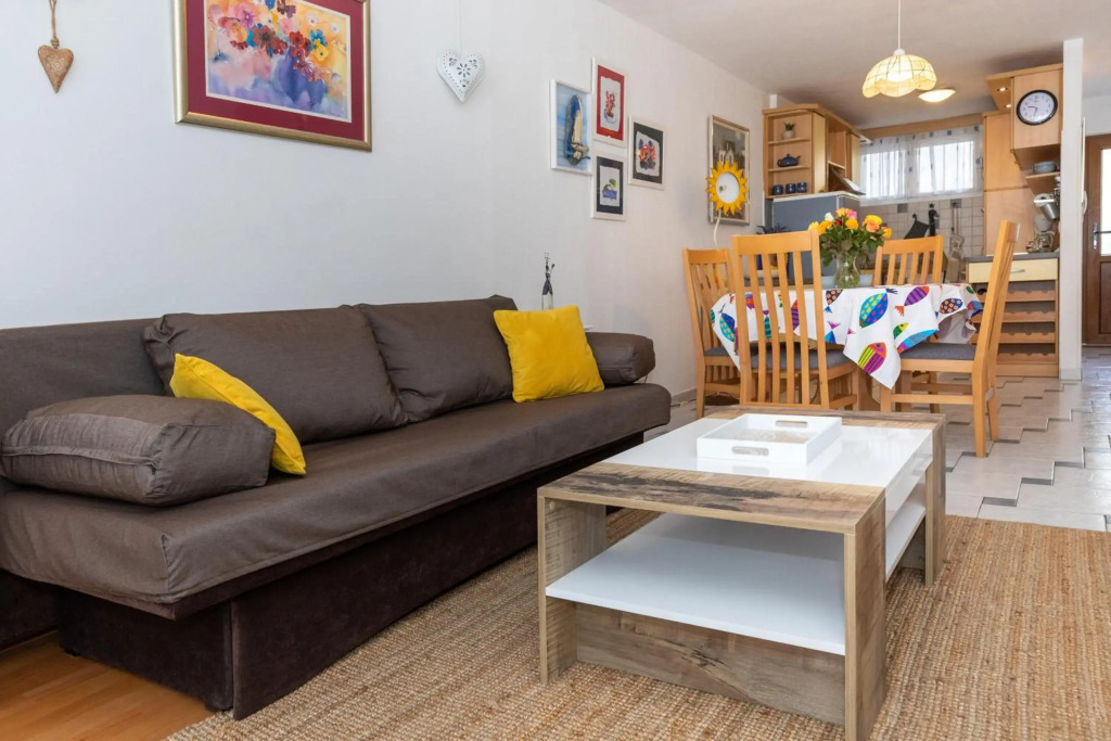 Bright & Airy / 1BR Getaway close to All You Need