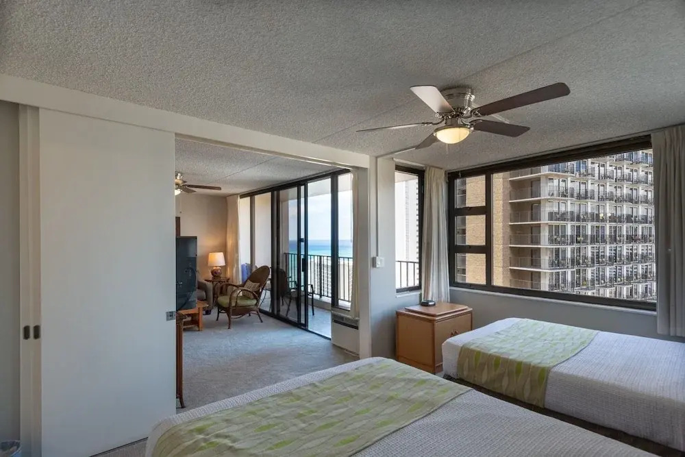 Tower 1 Suite 2506 - Qp 1 Bedroom Condo