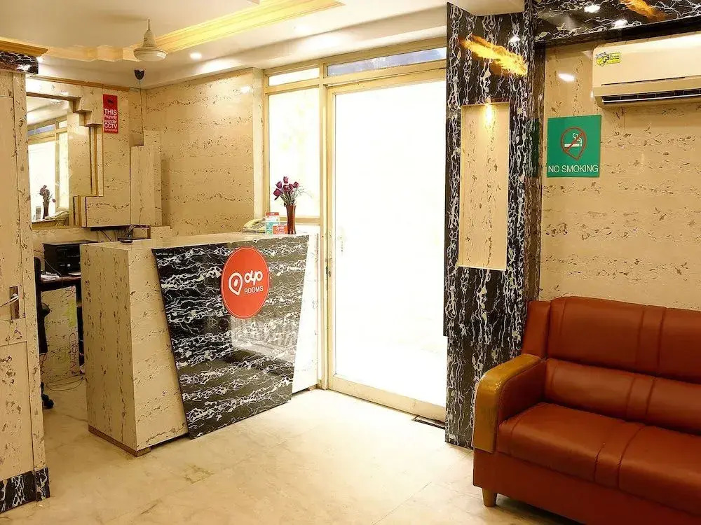 OYO 1058 Hotel Royal Garden