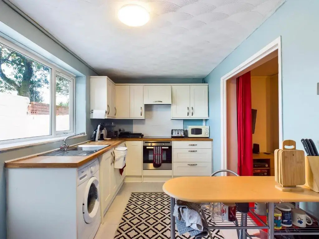2BD City Centre Flat nr Anfield Stadium Liverpool