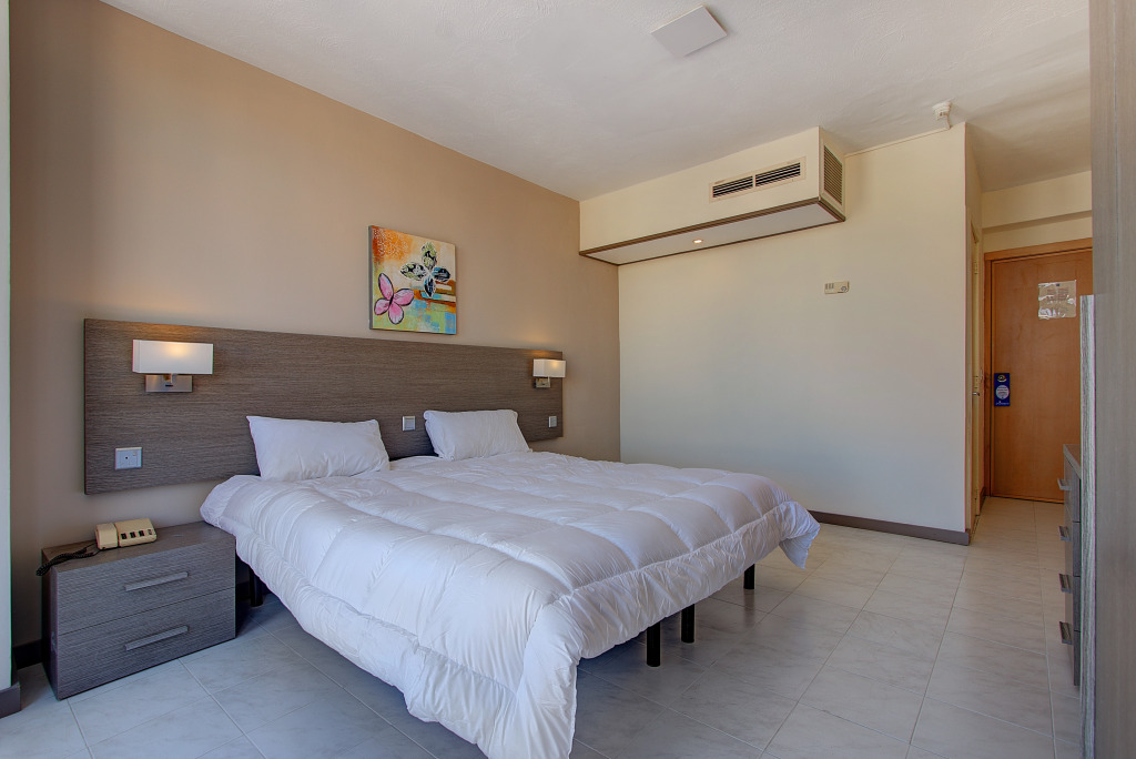 Primera Hotel