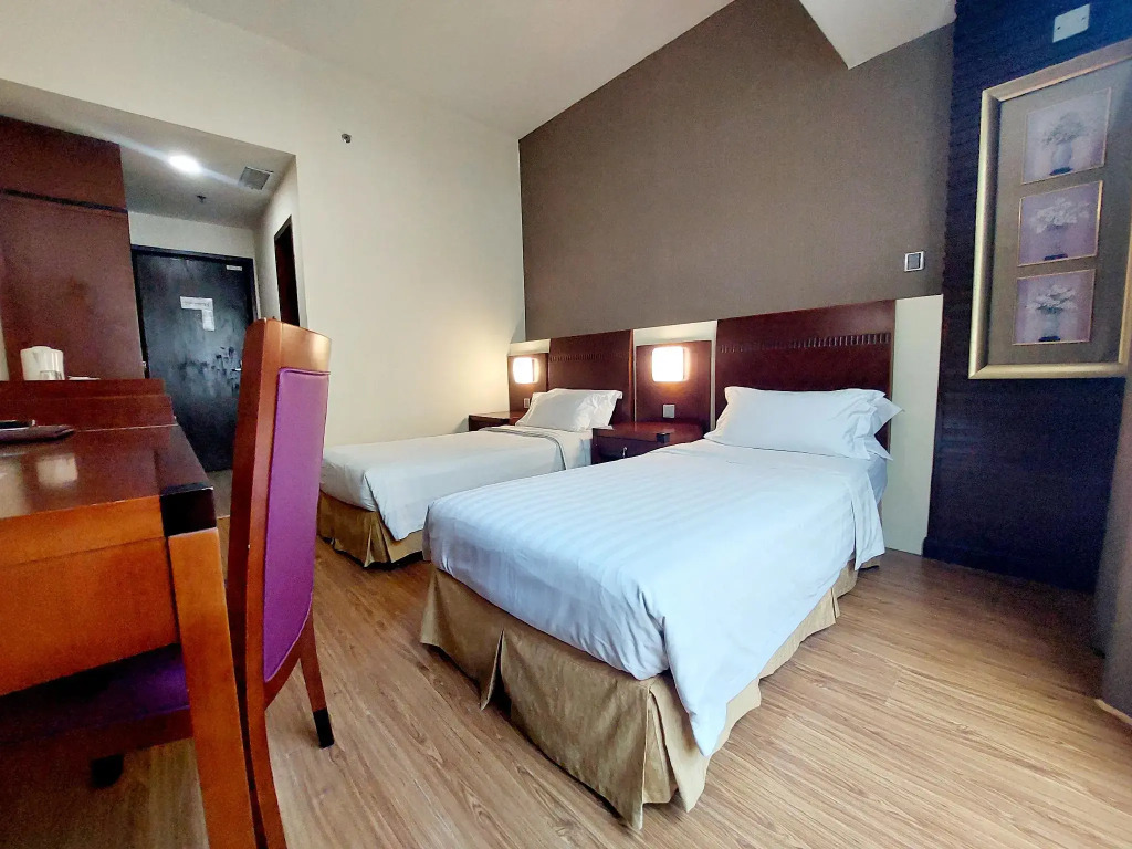 Celyn Hotel City Mall
