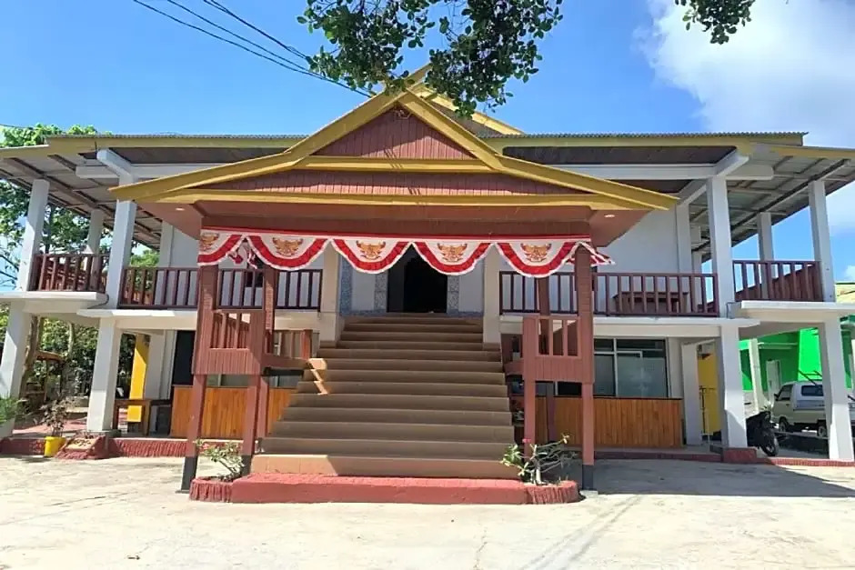 Penginapan Tu Bira