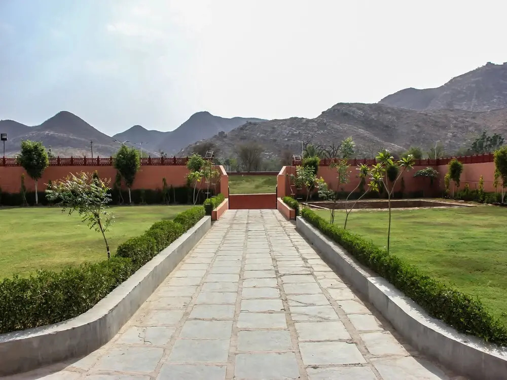 OYO 13789 Jaipur Hotel and Resort