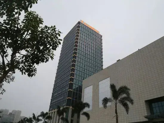 Vienna International Hotel (Danzhou Dingshang Square)