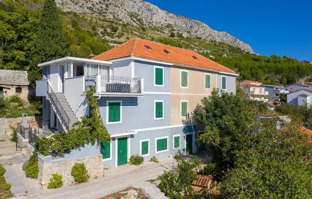 Awesome Home in Stanici with WiFi, 3 Bedrooms & Hot Tub