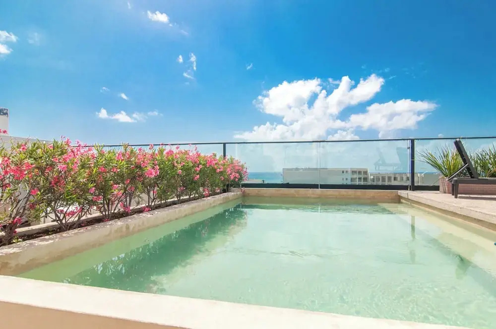 Kuxtal 3 Bedroom Downtown Apartment