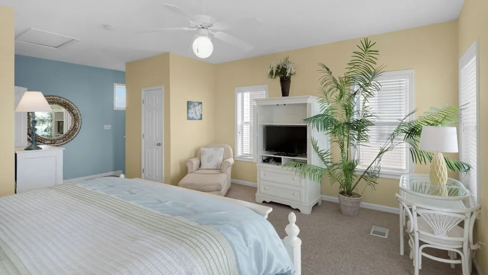 4-bedroom Cottage in Seacrest Beach ~ Gulf Views ~ Community Pool