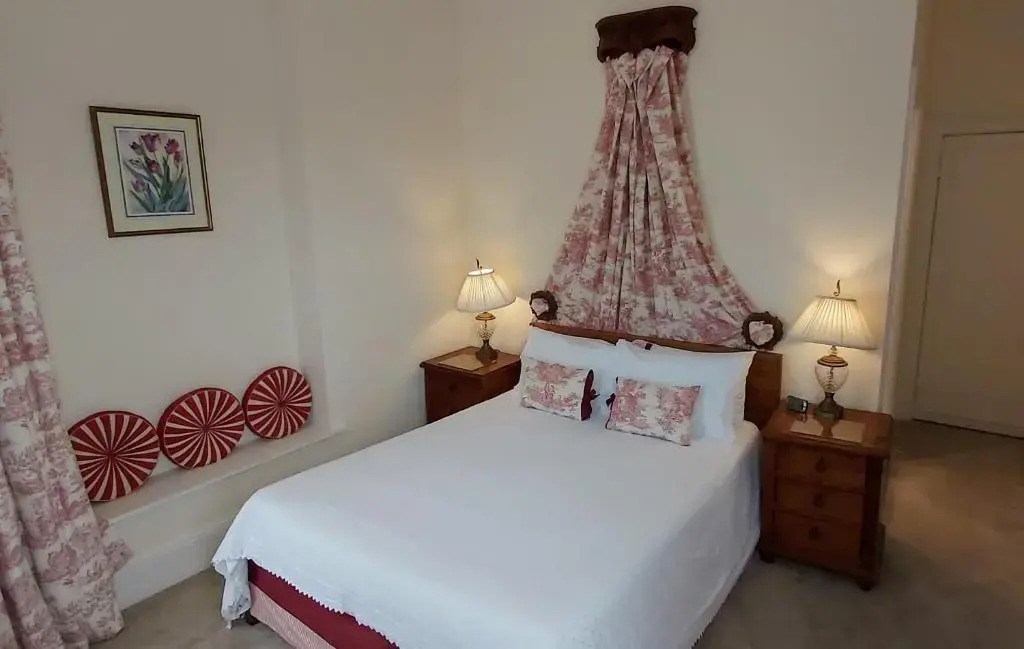 Clarence House Apartments