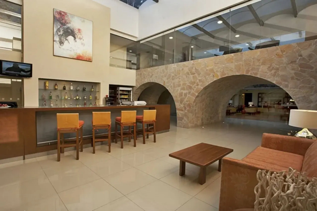 Hotel Rocaval