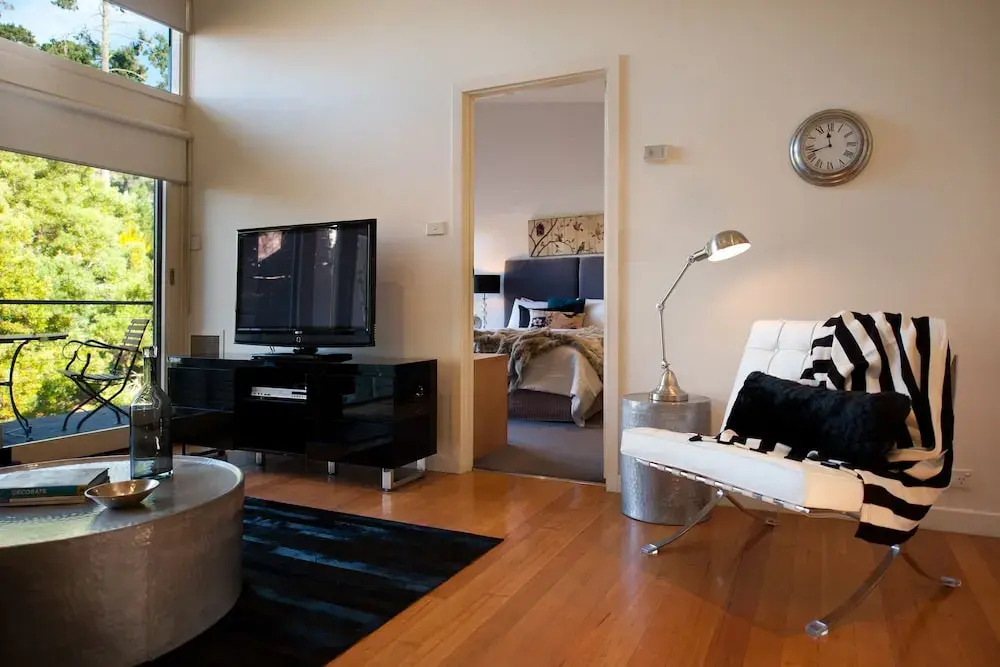 Daylesford Lake Villa 1