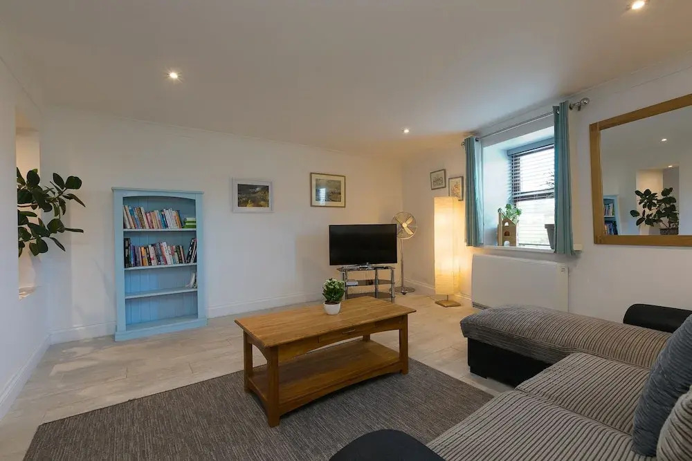Ark Flats Apartment