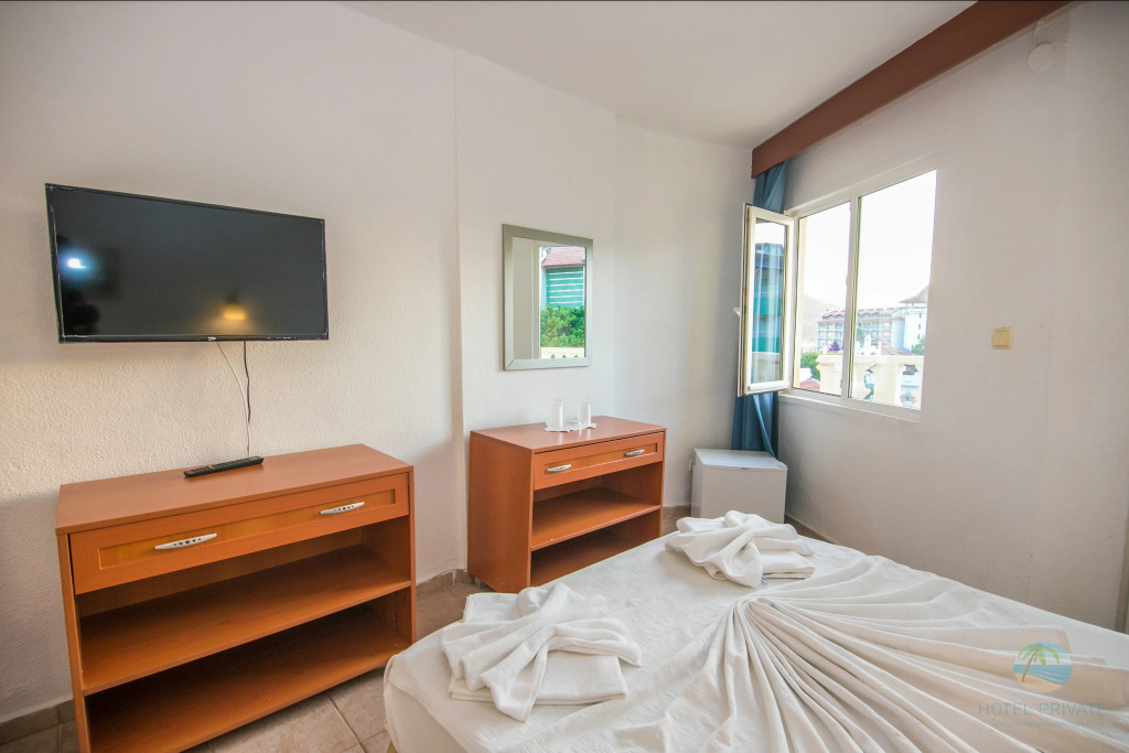 Private Hotel