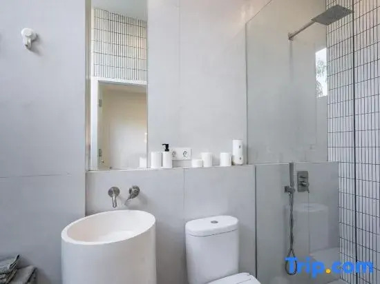 Dreamland 1BR Villa with Private Pool 3 min Walk to Beach, Pecatu