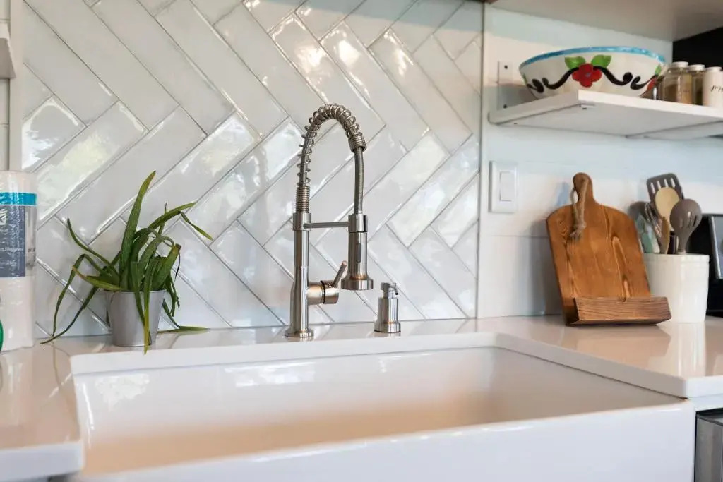 79 Sandbar Ln - Folly in Love - Renovated Private Home - Sunset Views