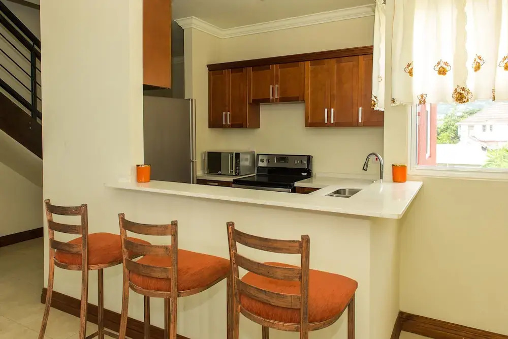 Kingston Modern Duplex Apartment