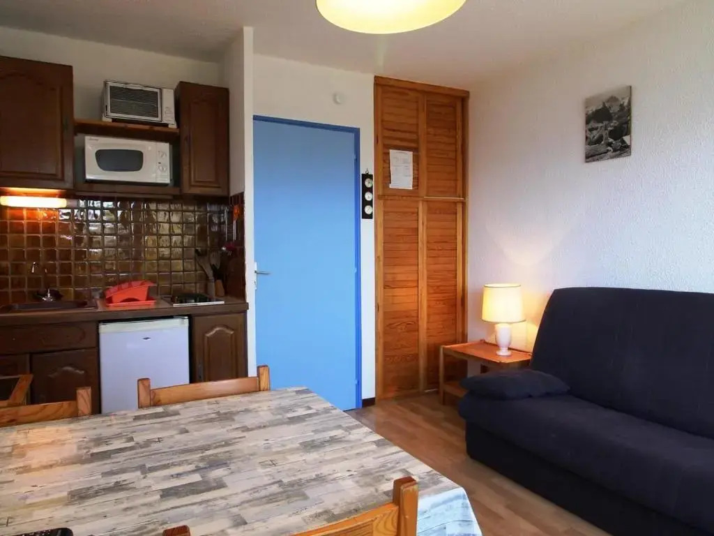 Appartement Auris, 1 pièce, 4 personnes - FR-1-297-62