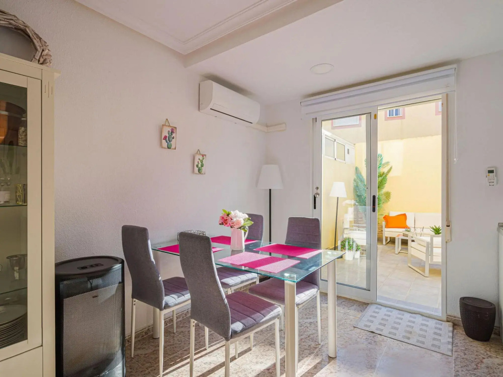 Charming Holiday Home in San Miguel de Salinas with Pool