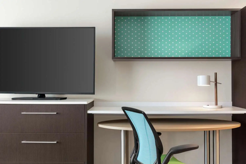 Home2 Suites By Hilton Milwaukee West