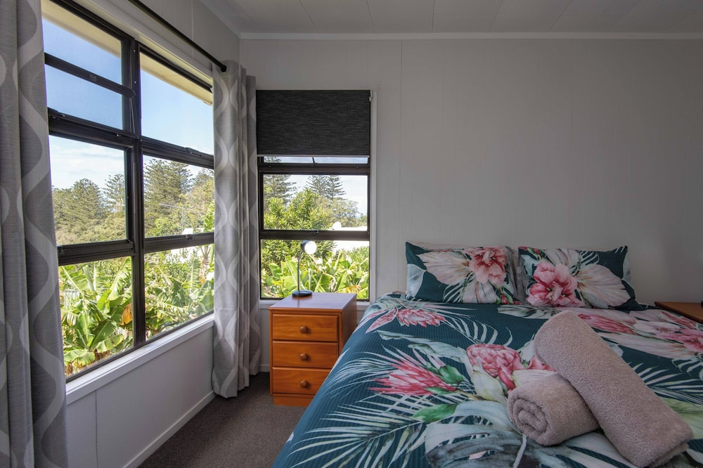 Bucks Point House