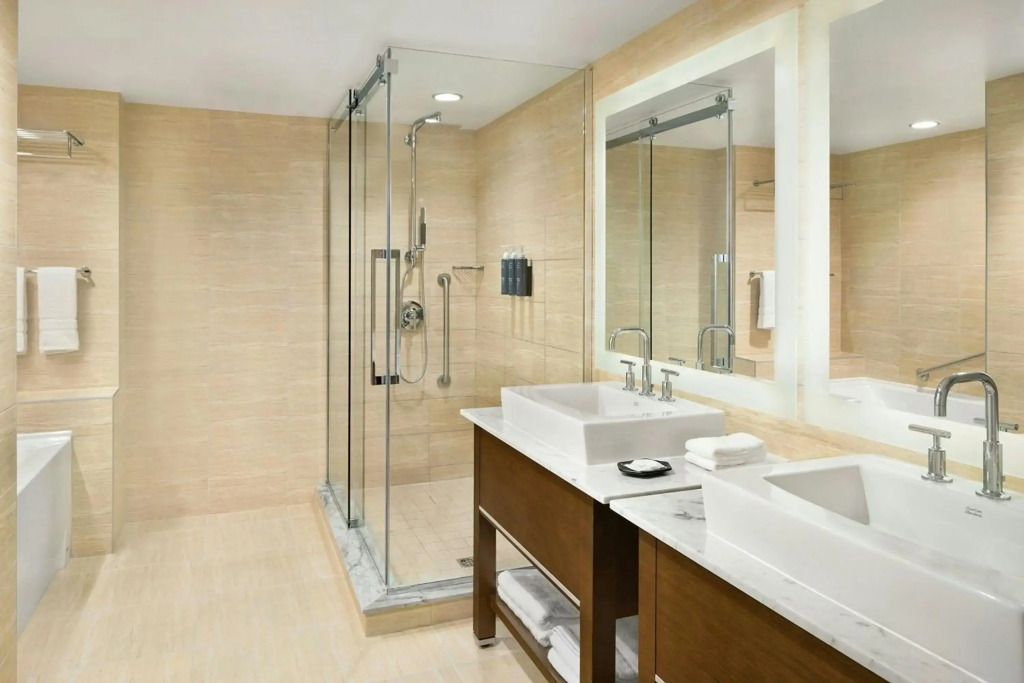 The Westin Wall Centre, Vancouver Airport