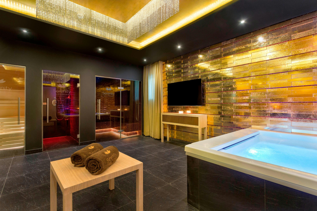 Pine Cliffs Hotel, a Luxury Collection Resort, Algarve