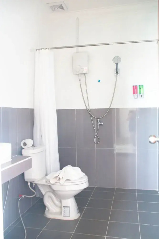 White Corner Hotel