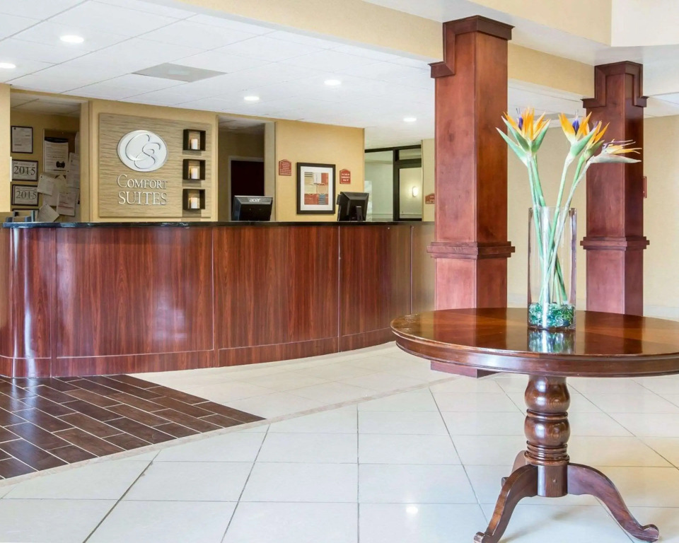 Comfort Suites Atlanta Airport