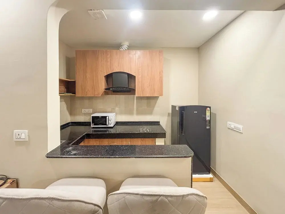 Housr 1 BHK Apartment Sector 42 Gurgaon