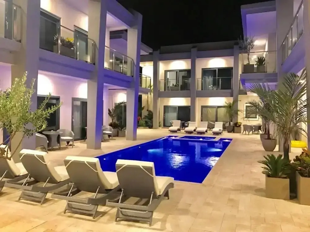 Waykiri Lux Condo 2 Balconies Near Marriott Ritz