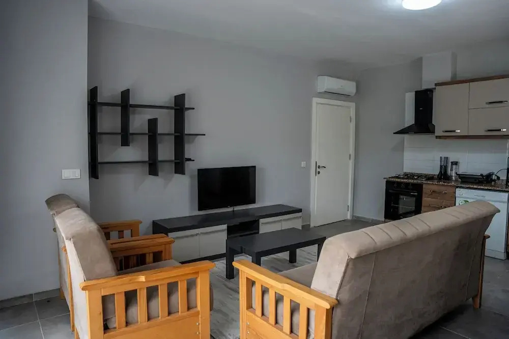 Lara Breeze Homes