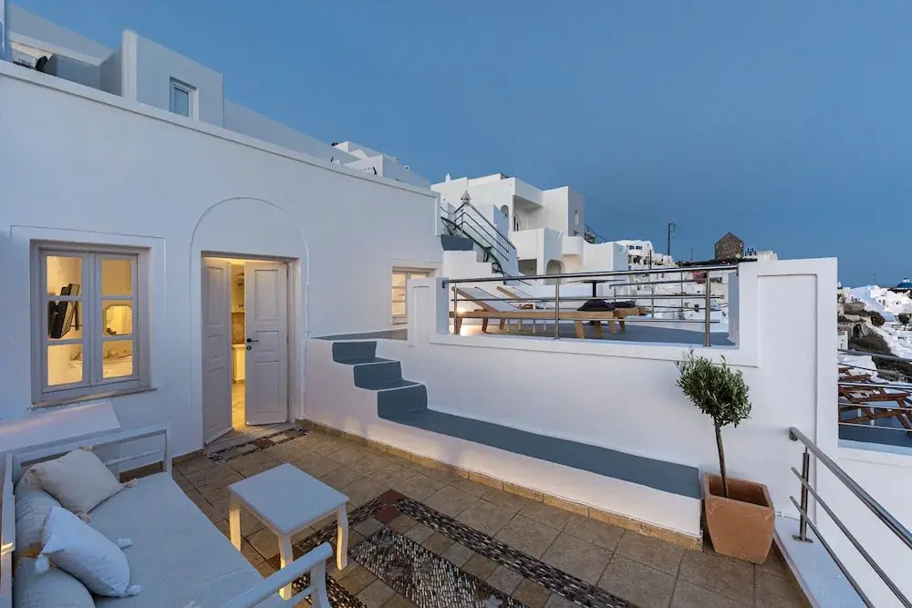 Calderas Hug & Panoramic Sea View Suites