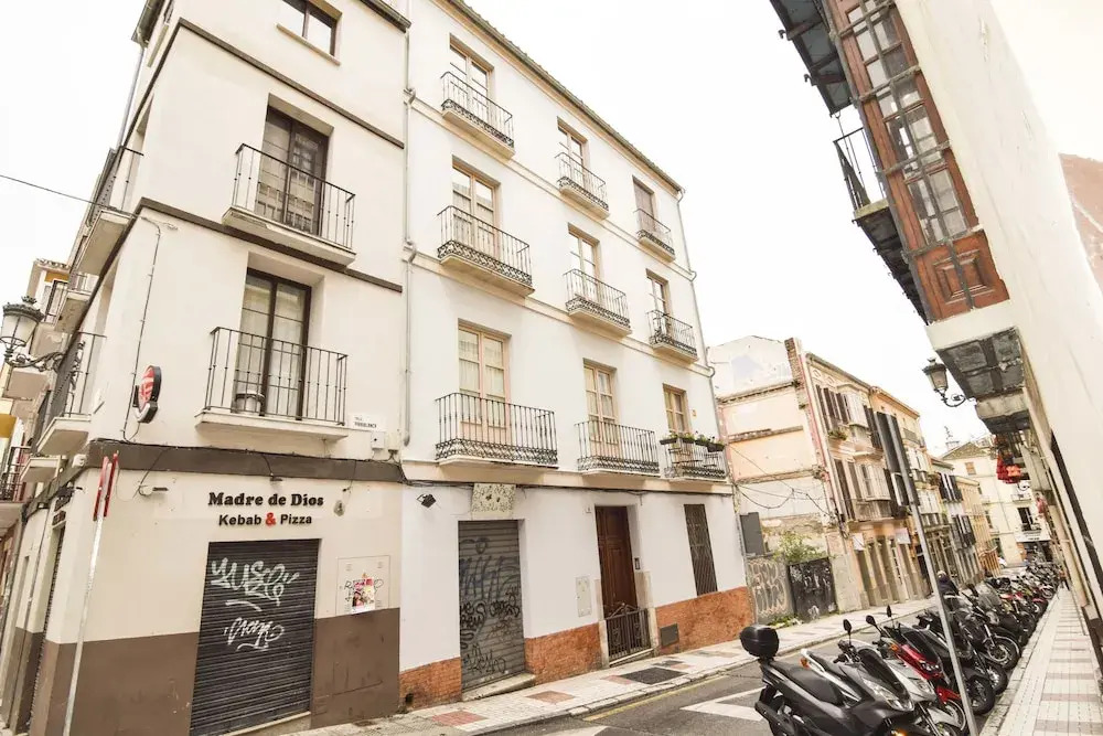 Letmalaga Center White