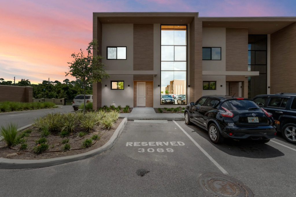 4 Bedroom45 Baths Magic Village Views 3069 Rw