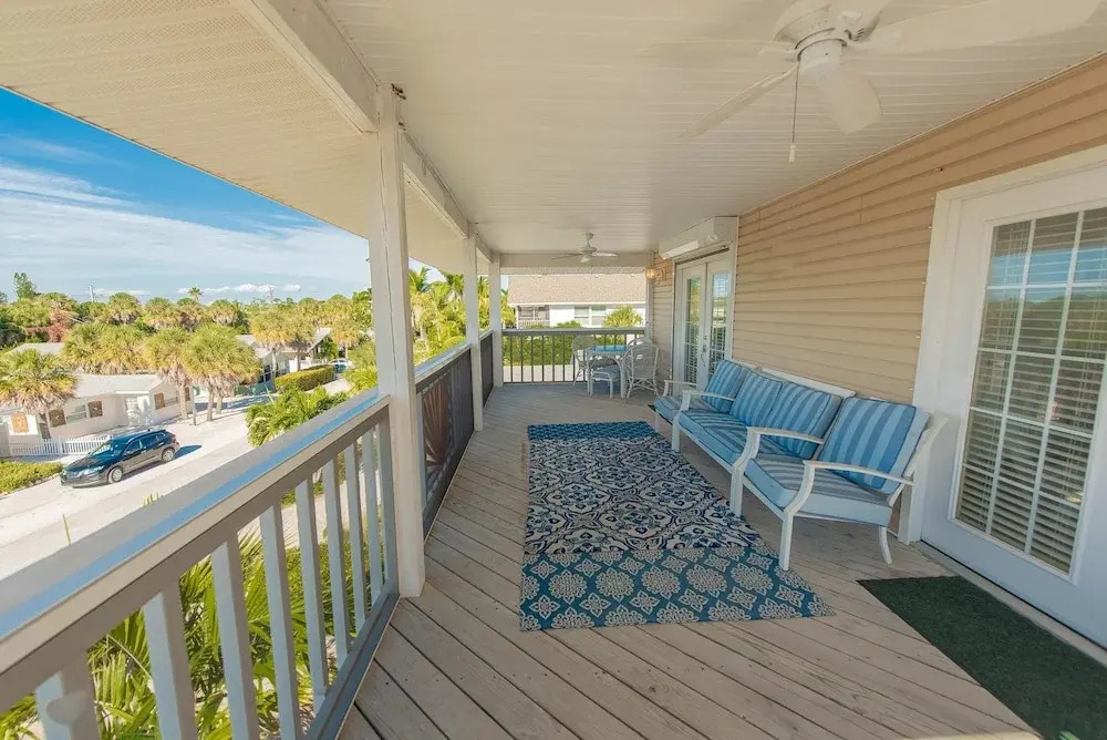 Ocean Sunset Apartment 5