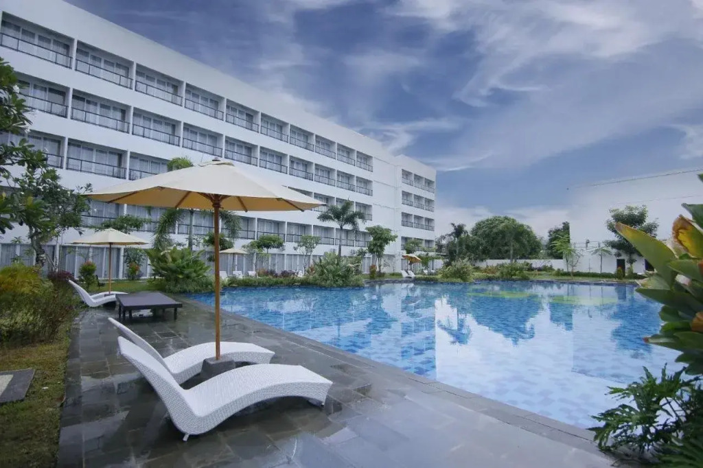 Raja Hotel Kuta Mandalika Resort & Convention