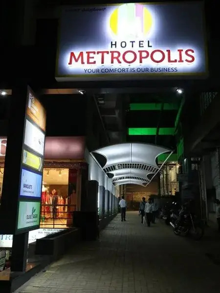 Hotel Metropolis