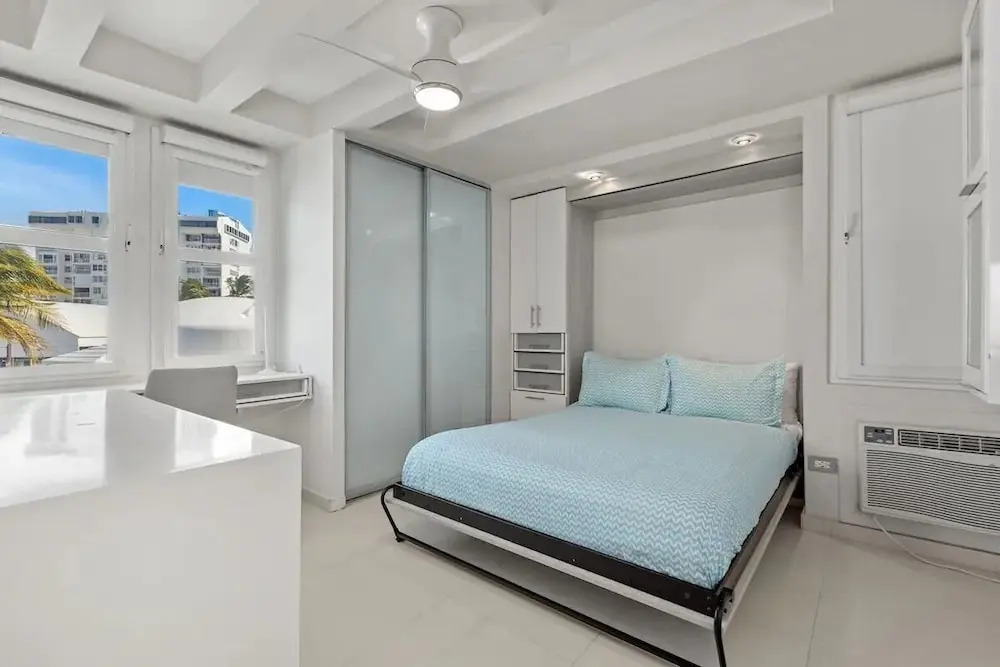 Beach Front  Amapola SeaSide Apt