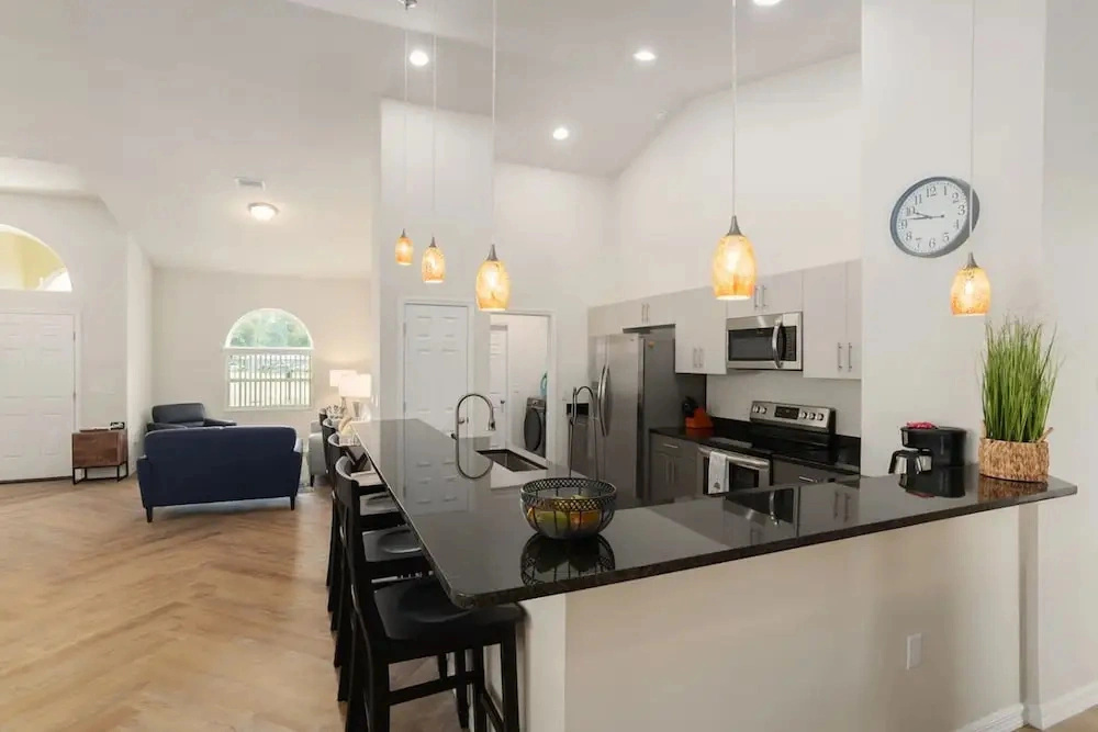 Villa Ilse: New Stylish Home With Private Pool