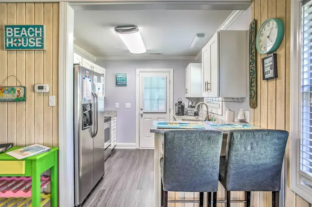 Walk to Apache Pier: Coastal Condo w/ Pool Access