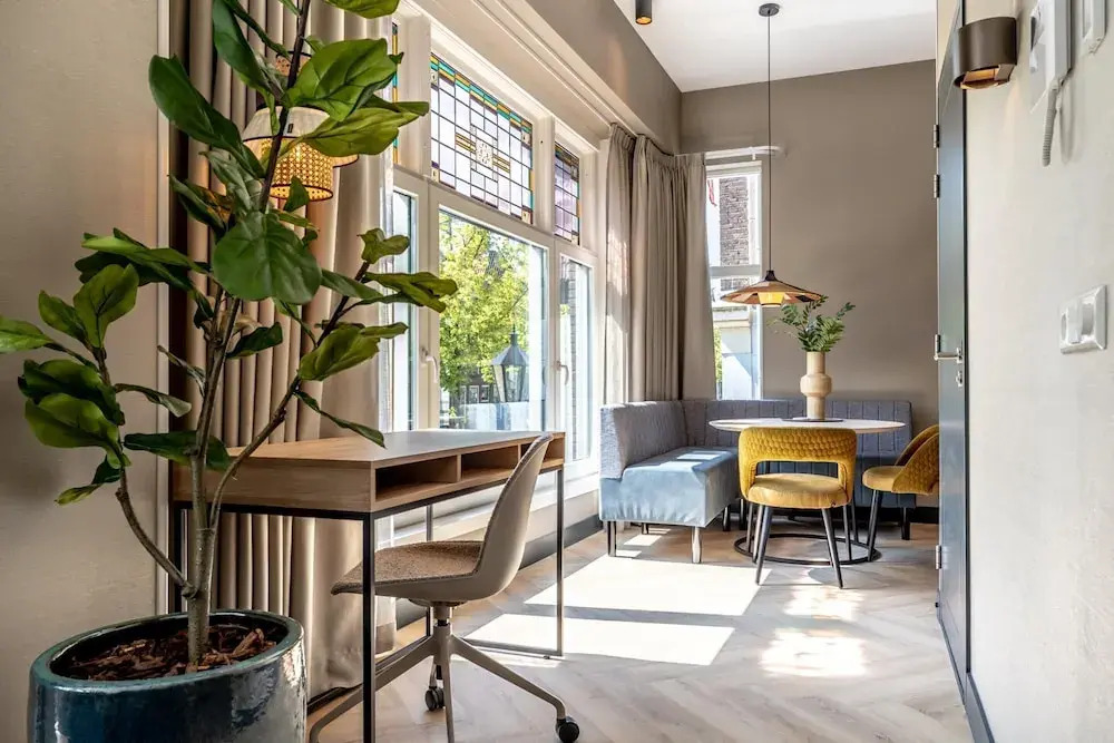 Beautiful Apartment, View of Delft Canal