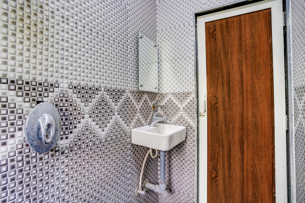 FabHotel Comfort Stay