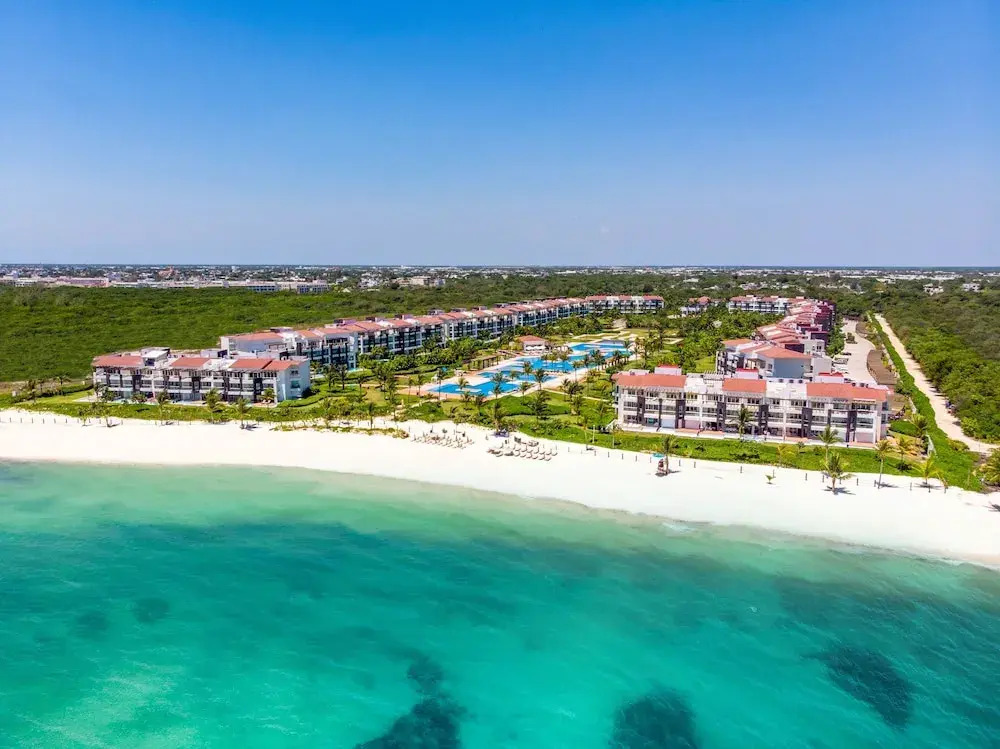 Mareazul Beach Front Resort Condos at Playa del Carmen