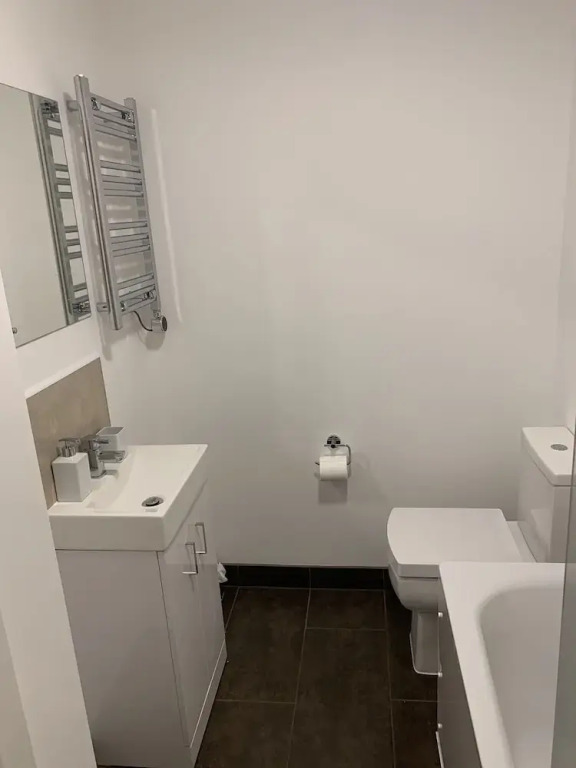 Top Floor - Serviced Apartments